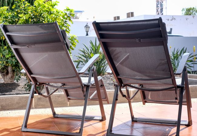 Apartamento en Puerto del Carmen - Suite Helios - 500m de la playa, WiFi con fibra, terraza Apartamento en Puerto del Carmen - Suite Helios - 500m de la playa, WiFi con fibra, terraza