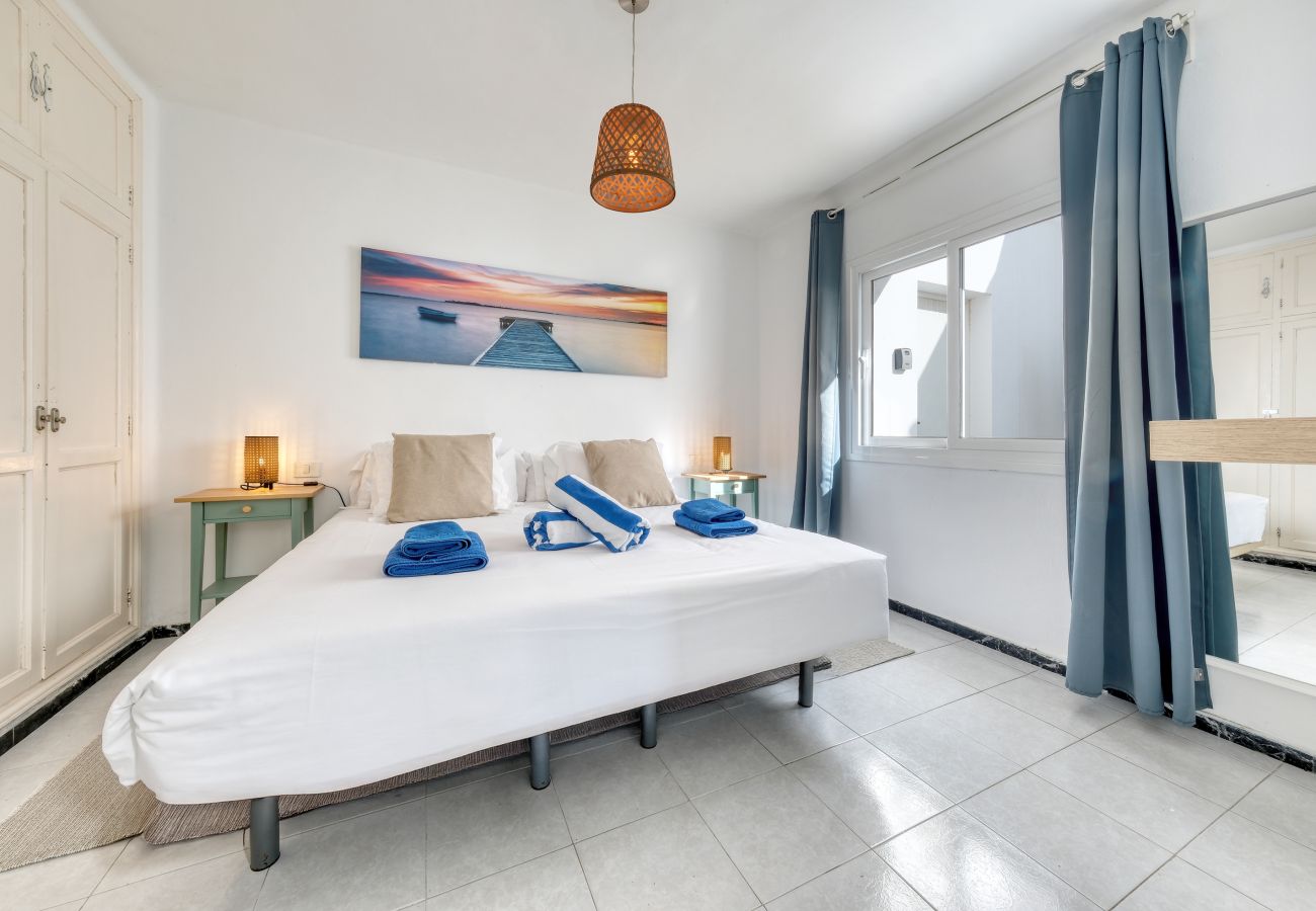 Apartamento en Puerto del Carmen - Suite Helios - 500M de la playa By LVH