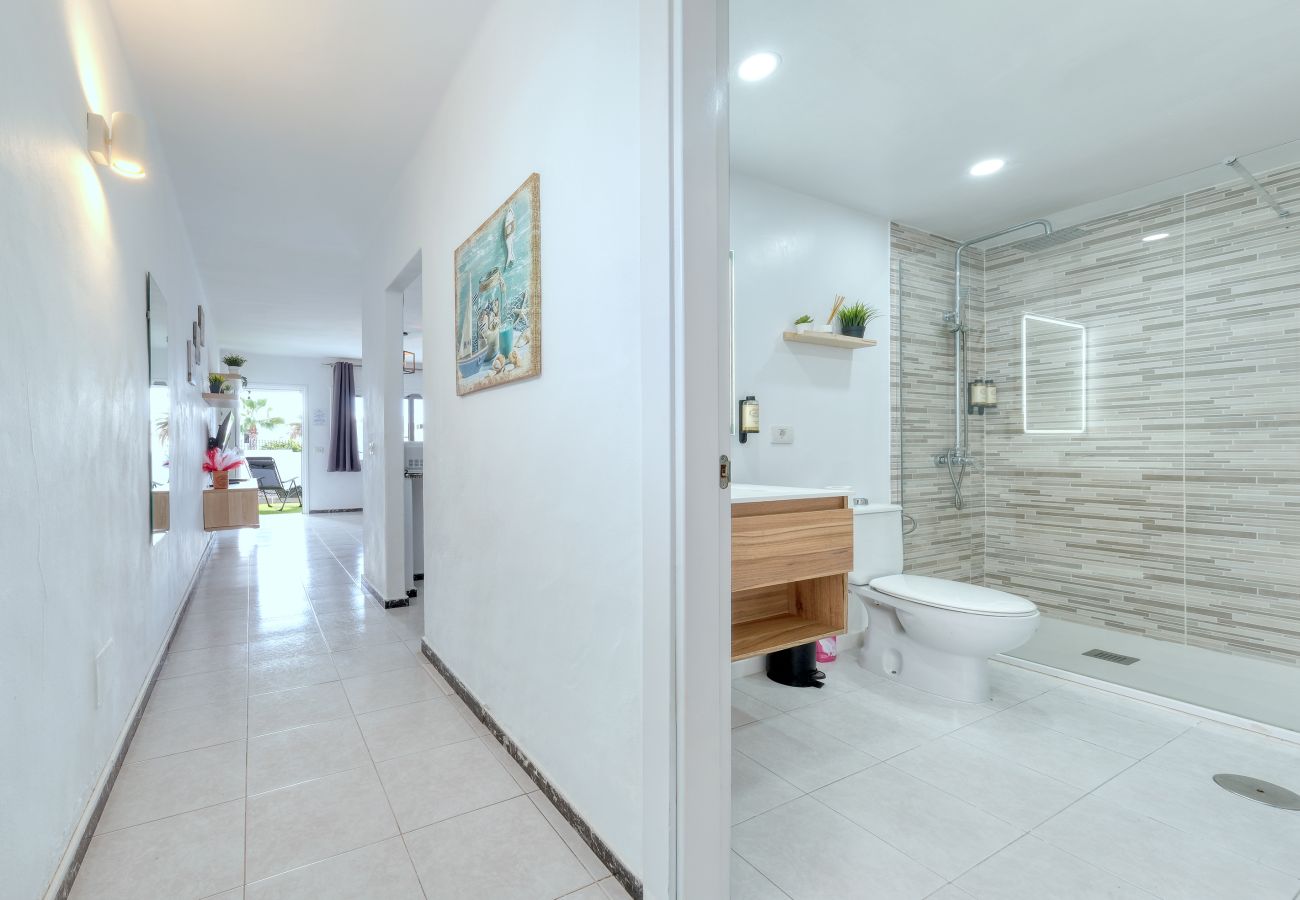 Apartamento en Puerto del Carmen - Suite Helios - 500M de la playa By LVH