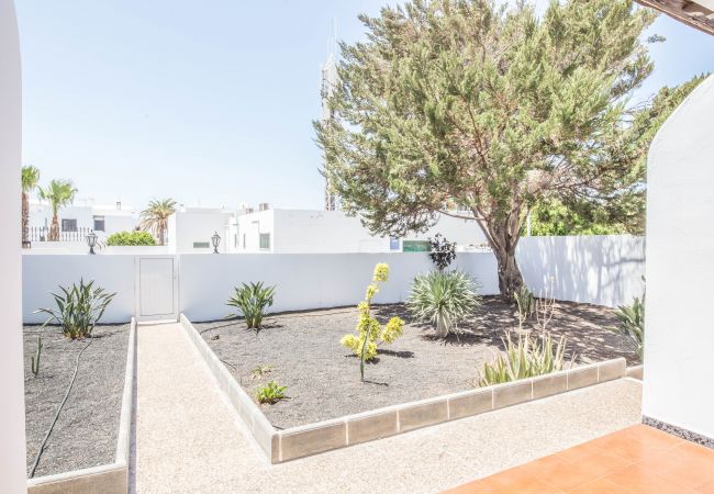 Apartamento en Puerto del Carmen - suite Abora- Relax 500m de la playa, wifi rápido Apartamento en Puerto del Carmen - suite Abora- Relax 500m de la playa, wifi rápido