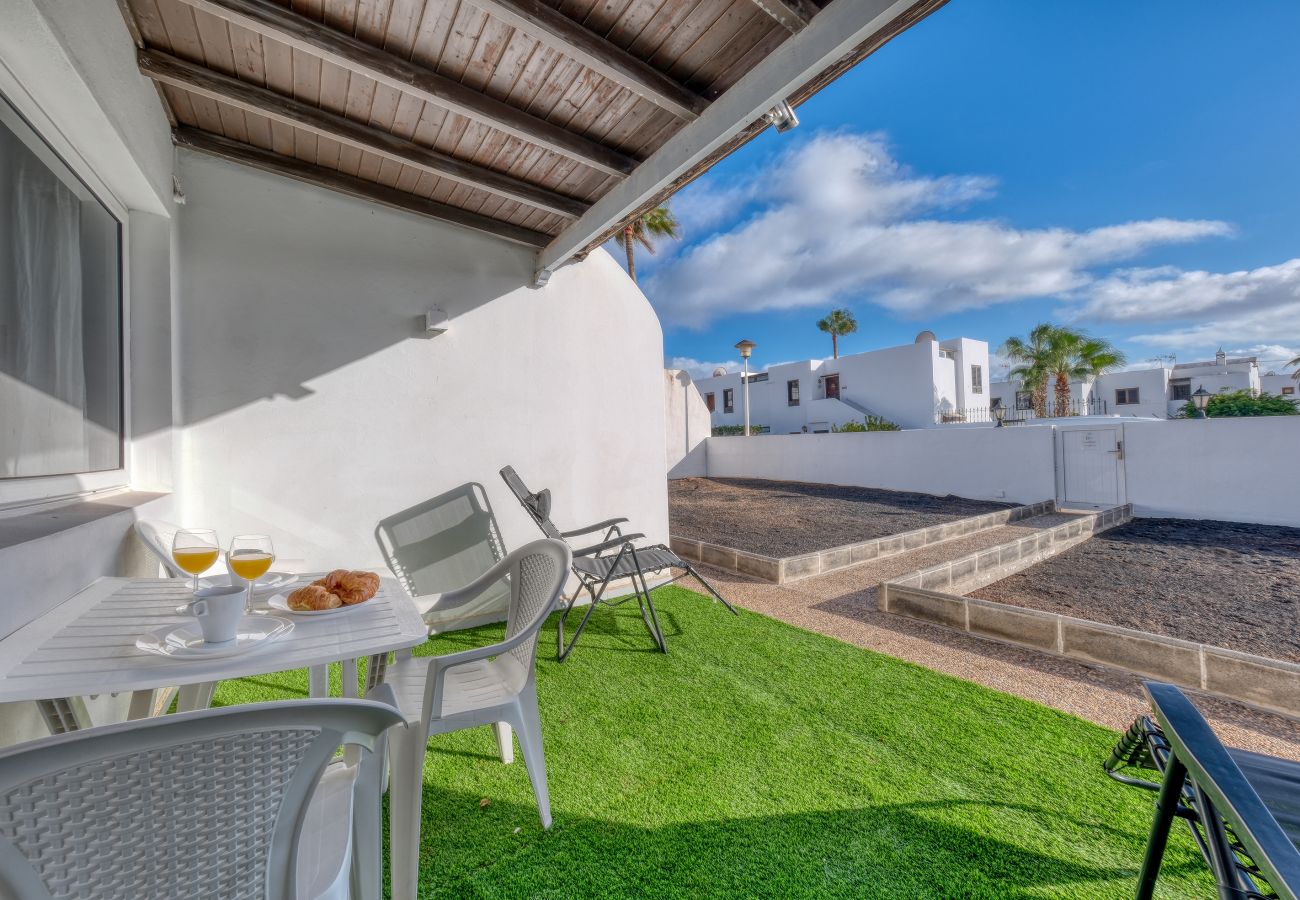 Apartamento en Puerto del Carmen - Suite Abora - 500M de la playa By LVH