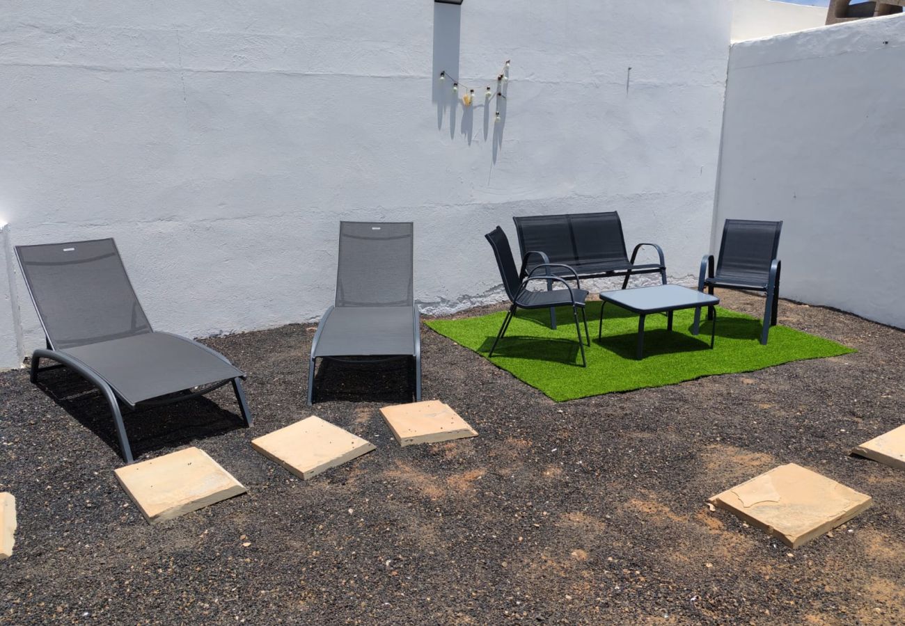 Casa en Puerto del Carmen - Casa Atassara a 500 da Playa Grande Casa en Puerto del Carmen - Casa Atassara a 500 da Playa Grande