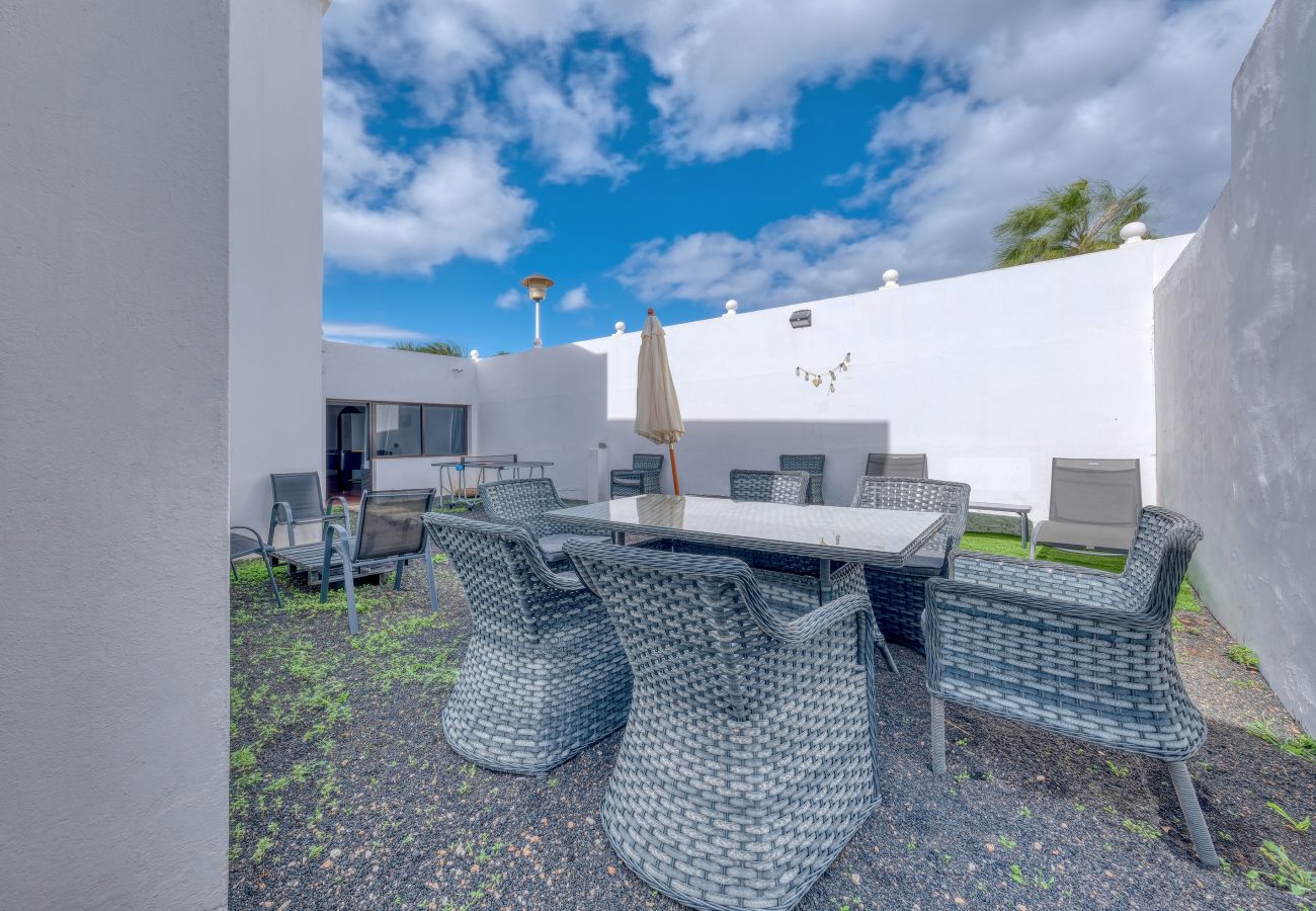 Casa en Puerto del Carmen - Casa Atassara - 500M de la Playa By LVH