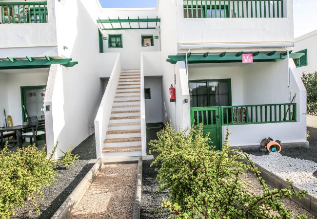 Apartamento en Puerto del Carmen - Suite Cozy-RELAX A 400M DE LA PLAYA Apartamento en Puerto del Carmen - Suite Cozy-RELAX A 400M DE LA PLAYA