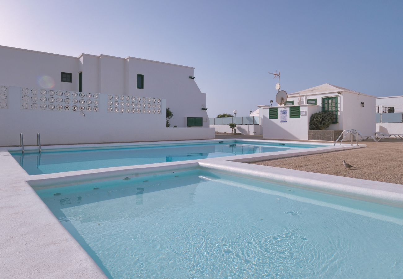 Apartamento en Puerto del Carmen - Suite Cozy - 400M de la playa By LVH