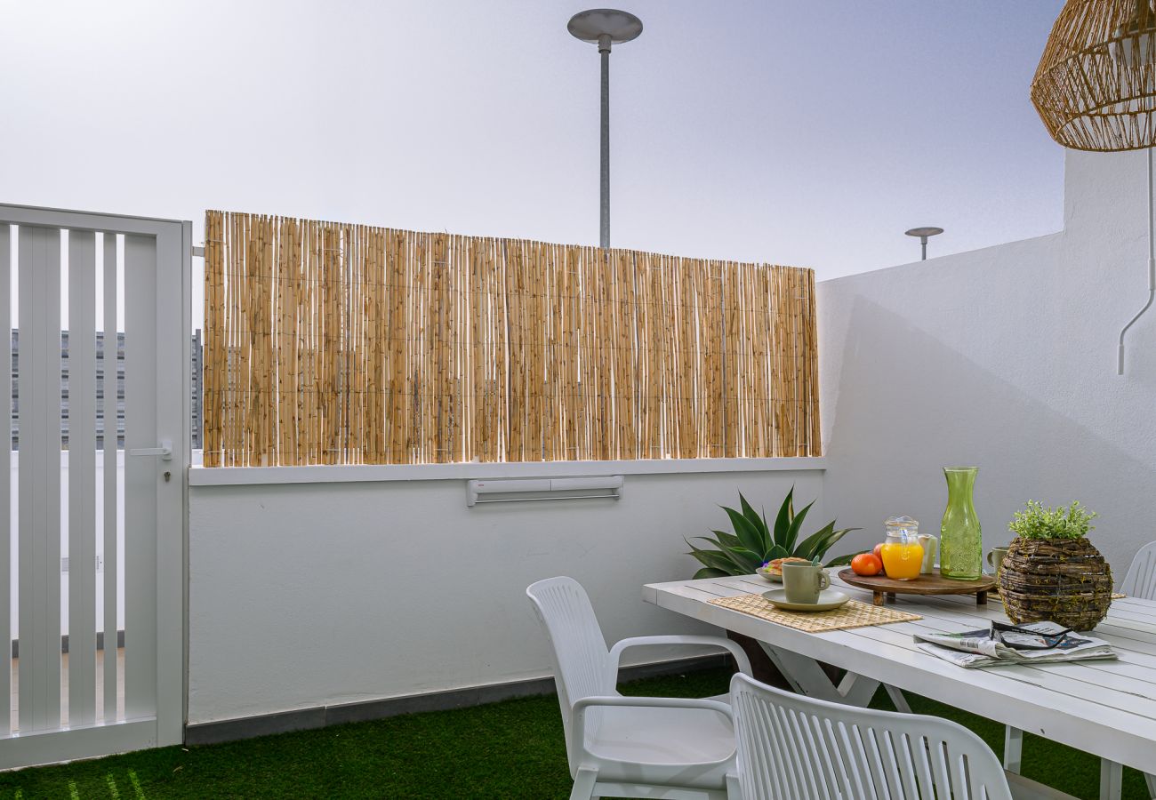 Apartamento en Playa Blanca - Monstera House - Near the beach, Air-Con, Fast Wifi and SAT tv Apartamento en Playa Blanca - Monstera House - Near the beach, Air-Con, Fast Wifi and SAT tv