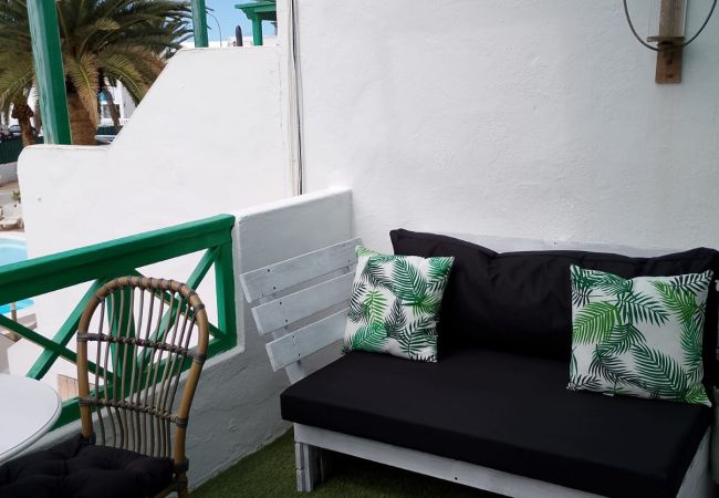 Apartamento en Puerto del Carmen - Chez Carmen - Coqueta y moderna casa con vistas al mar, piscina y WIFI con fibra Apartamento en Puerto del Carmen - Chez Carmen - Coqueta y moderna casa con vistas al mar, piscina y WIFI con fibra