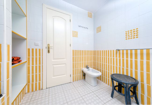 Casa en Playa Blanca - Bonitas Vistas, wifi rápido y balcón  Casa en Playa Blanca - Bonitas Vistas, wifi rápido y balcón