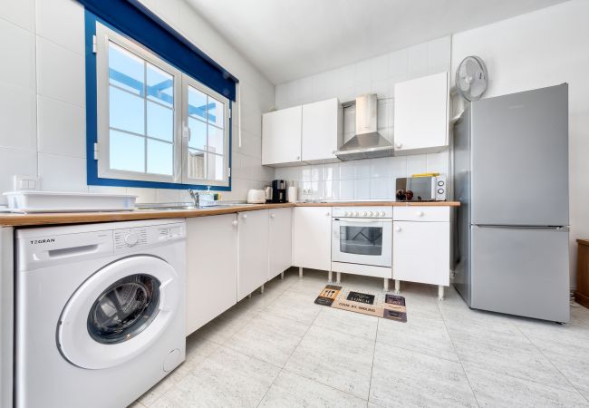 Casa en Playa Blanca - Bonitas Vistas, wifi rápido y balcón  Casa en Playa Blanca - Bonitas Vistas, wifi rápido y balcón