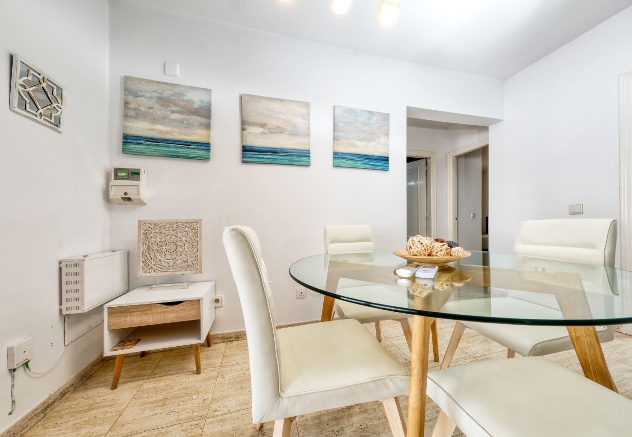 Villa en Playa Blanca - Villa Picasso - Piscina Privada, BBQ y Air-Con By Lanzarote Vacation Homes Villa en Playa Blanca - Villa Picasso - Piscina Privada, BBQ y Air-Con By Lanzarote Vacation Homes