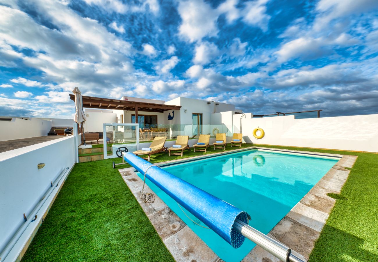 Casa en Playa Blanca - Casa Iria - Piscina privada y BBQ By Lanzarote Vacation Homes Casa en Playa Blanca - Casa Iria - Piscina privada y BBQ By Lanzarote Vacation Homes