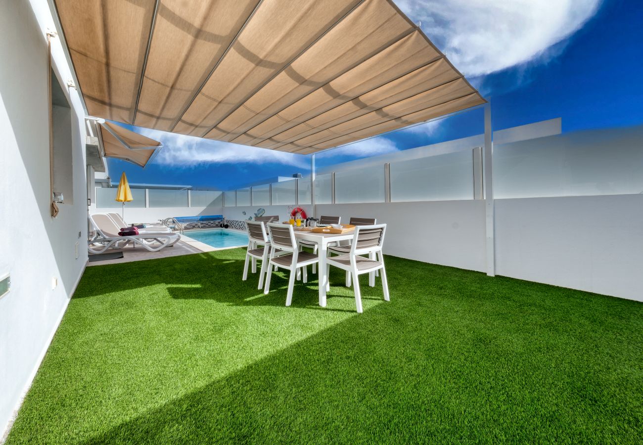 Casa en Playa Blanca - Villa Cassia - Piscina, Futbolín, BBQ y AACC By LVH