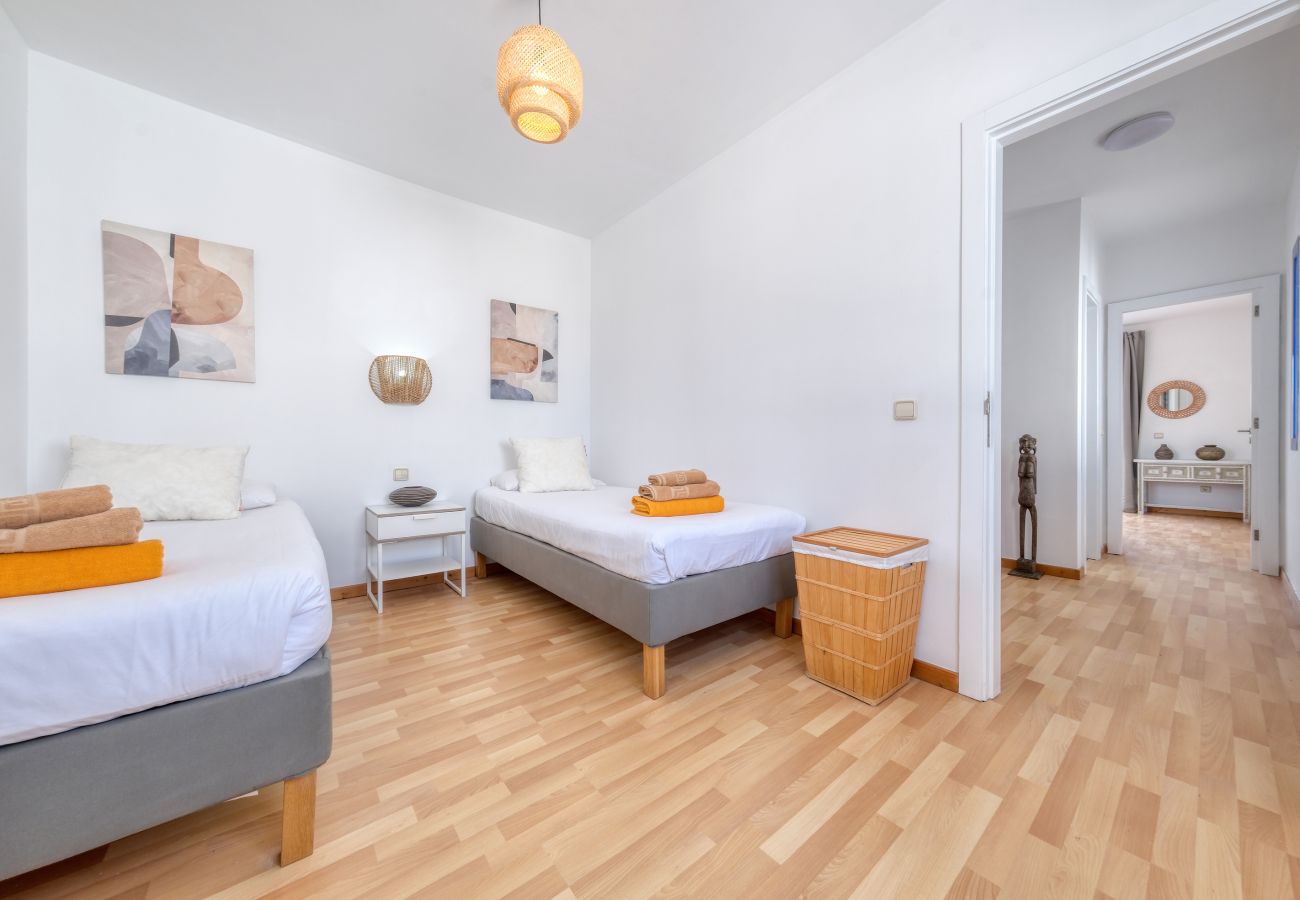 Casa en Playa Blanca - Playa Blanca Sunset - Piscina y BBQ By LVH