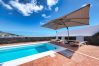 Casa en Playa Blanca - Lanzarote Paradise - Piscina Privada, Air-Con y BBQ By Lanzarote Vacation Homes