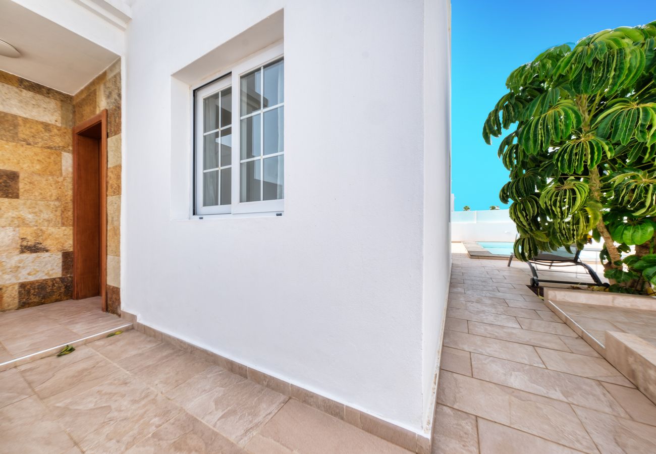 Casa en Playa Blanca - Lanzarote 2 - Piscina, AACC y BBQ By LVH