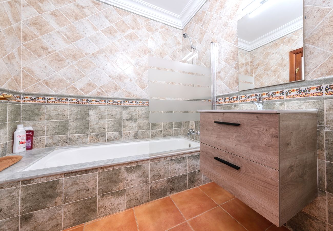 Casa en Playa Blanca - Villa Arena Blanca con Piscina Privada y BBQ By Lanzarote Vacation Homes Casa en Playa Blanca - Villa Arena Blanca con Piscina Privada y BBQ By Lanzarote Vacation Homes