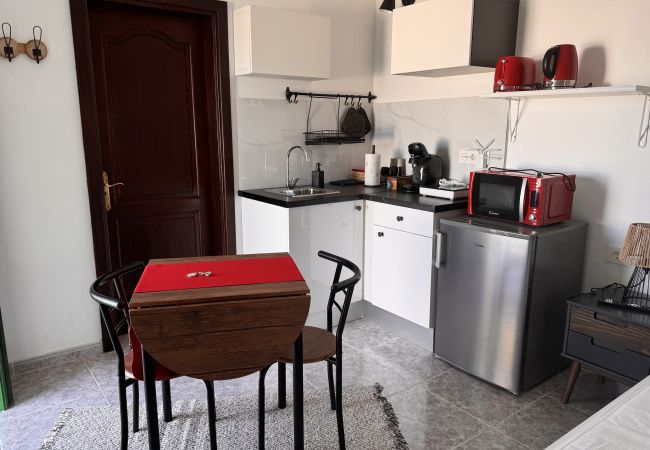 Alquiler por habitaciones en Tinajo - Casa NoPasaNada, estudio La Graciosa Sea View Alquiler por habitaciones en Tinajo - Casa NoPasaNada, estudio La Graciosa Sea View