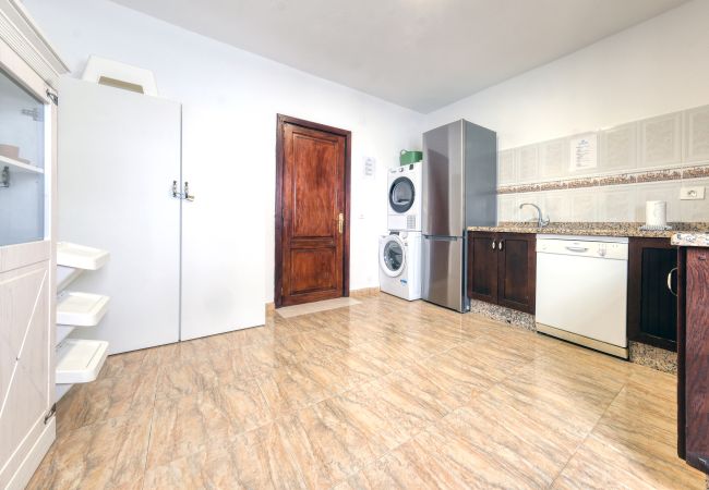 Alquiler por habitaciones en Tinajo - Casa NoPasaNada, estudio La Graciosa Sea View Alquiler por habitaciones en Tinajo - Casa NoPasaNada, estudio La Graciosa Sea View