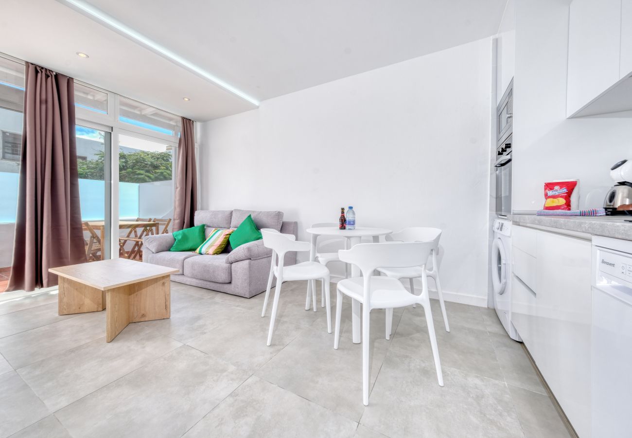 Apartamento en Puerto del Carmen - Puerto Rubí 4 - Private terrace  Apartamento en Puerto del Carmen - Puerto Rubí 4 - Private terrace