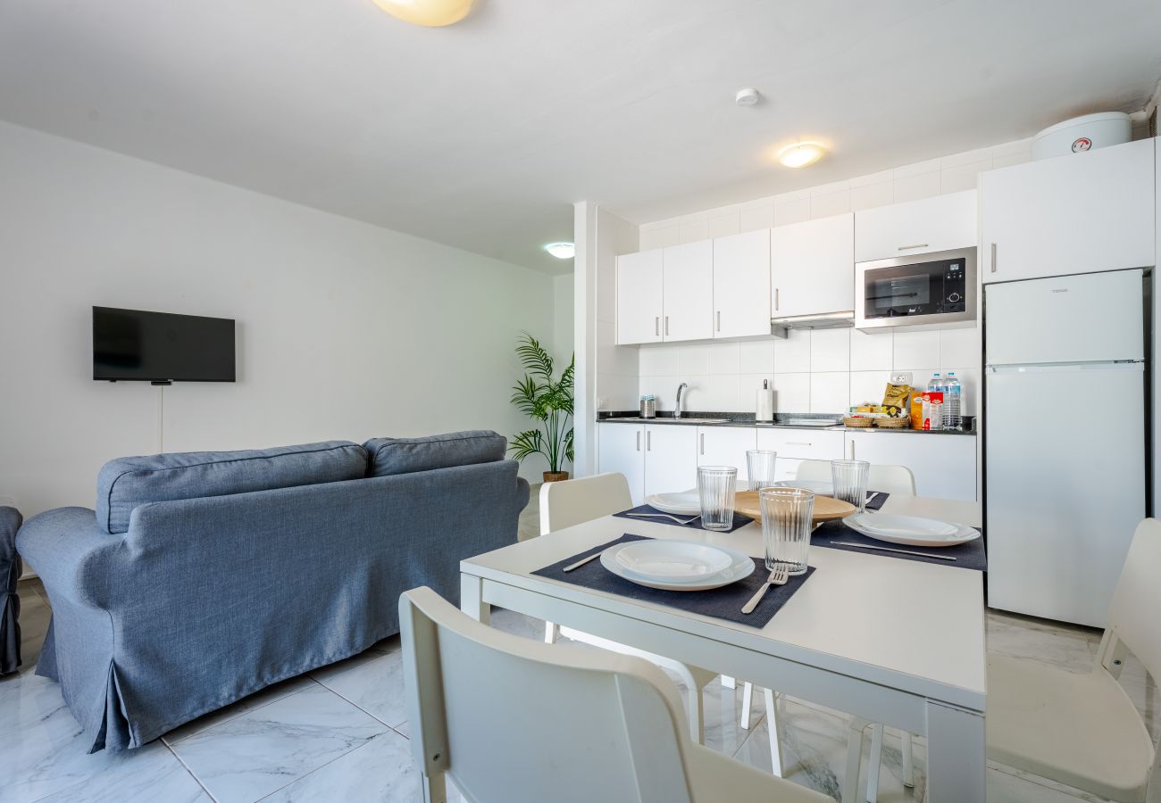 Apartamento en Puerto del Carmen - Sun&Sea • 30 m from the beach • LVH