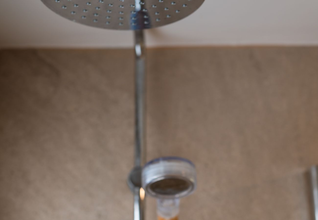 Casa en Costa Teguise - Balcon del mar-Piscina, Canchas de tennis , acceso al mar 