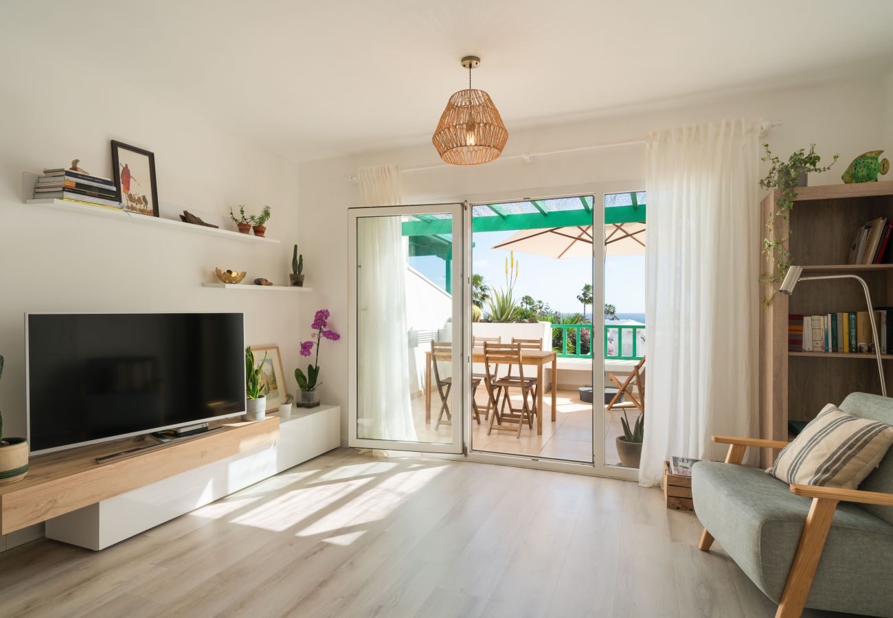 Casa en Costa Teguise - Balcon del mar-Piscina, Canchas de tennis , acceso al mar 