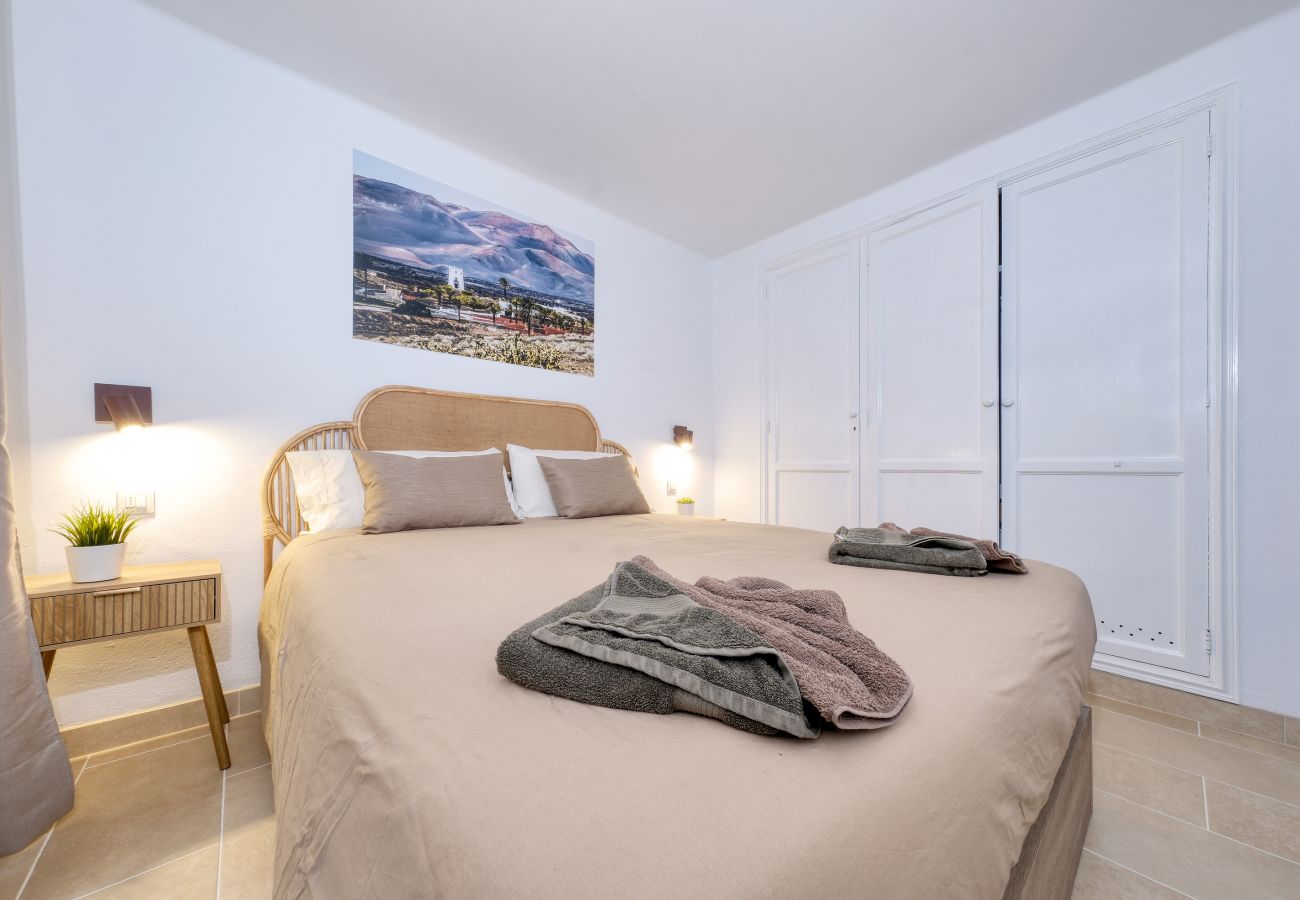 Casa en Costa Teguise - Casa La Arena - Vista Piscina By LVH