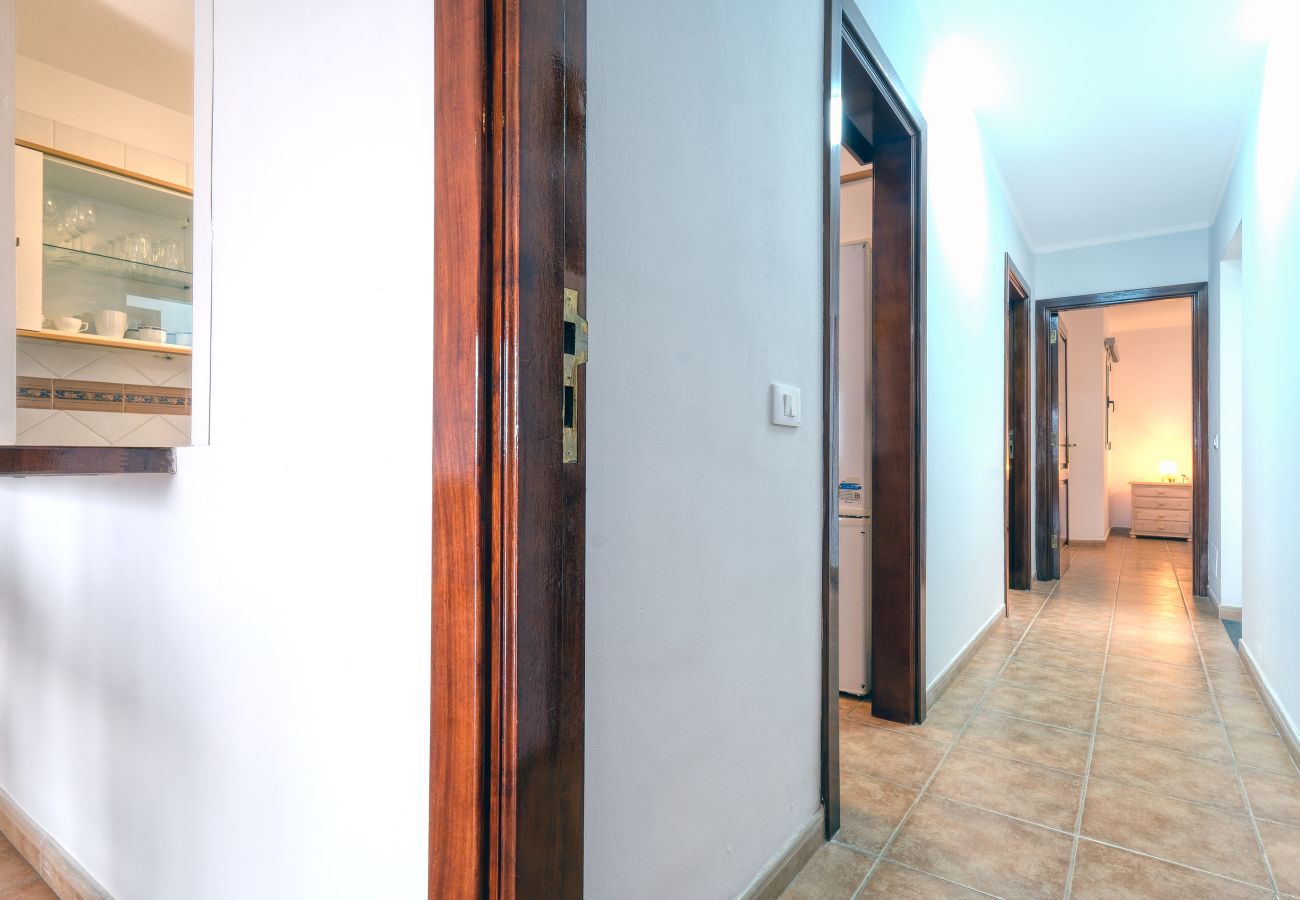 Apartamento en Arrieta  - El Charcón A - 10 m de la playa By LVH