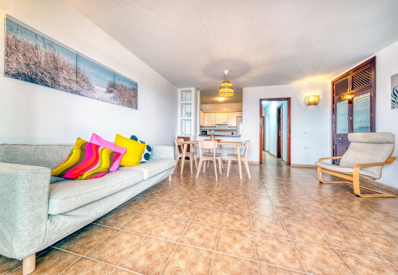 Apartamento en Arrieta  - El Charcón A - 10 m de la playa By LVH