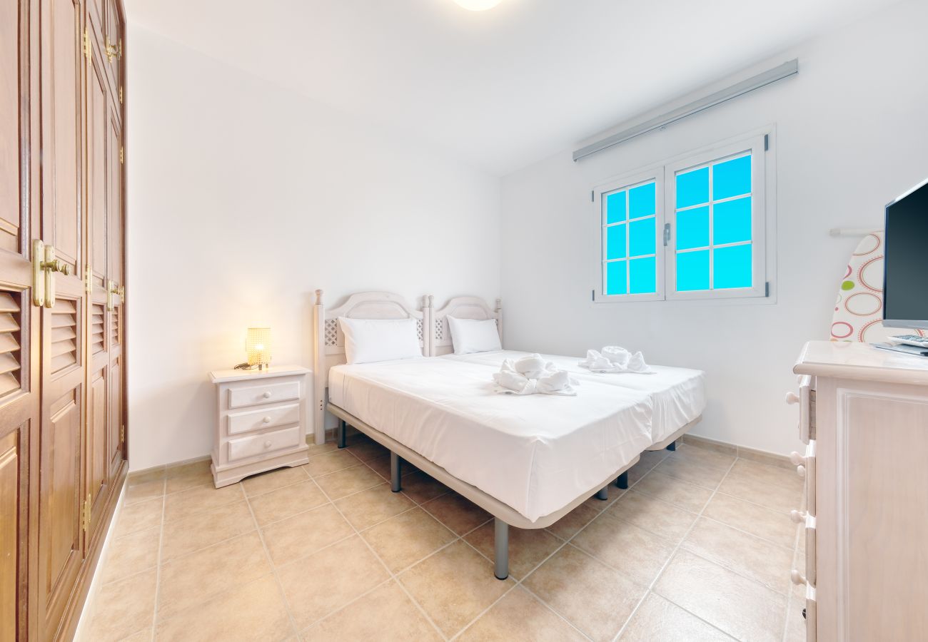 Casa en Arrieta  - El Charcón B - 10 m de la playa By LVH