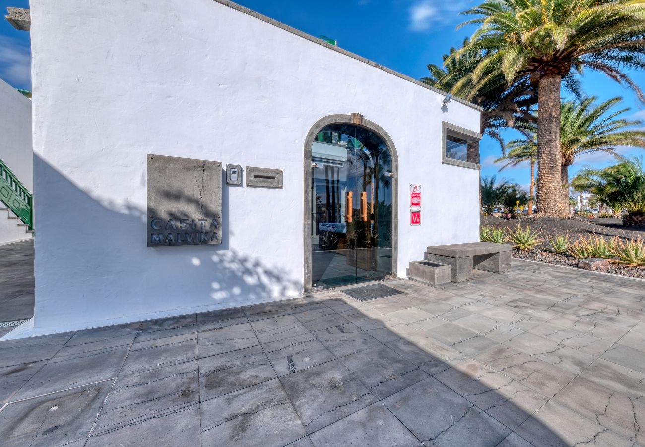 Casa en Costa Teguise - Casita Malvika - Lujo con vistas mar By LVH