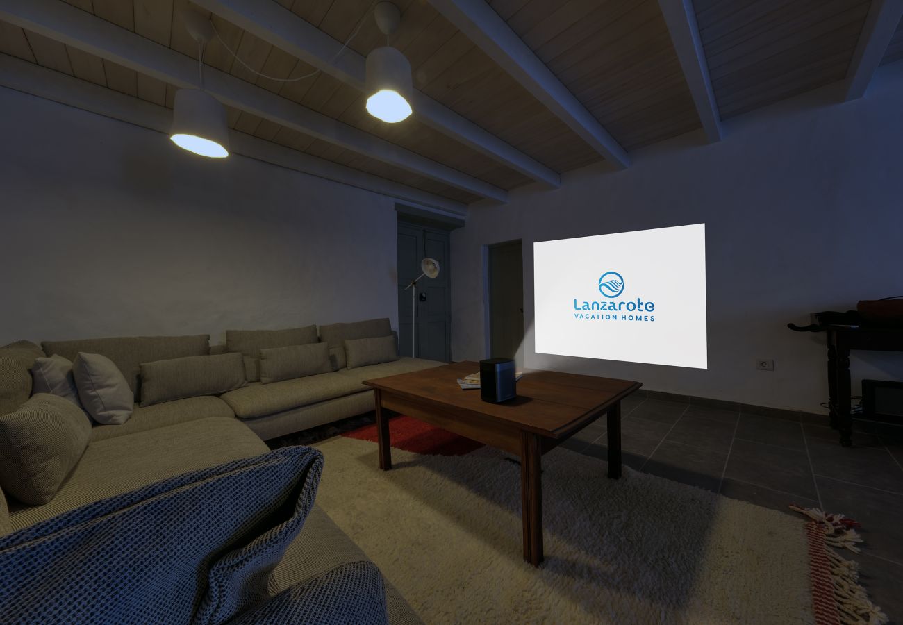 Casa en Haría - Casa Amaris - Casa Canaria Premiada By LVH