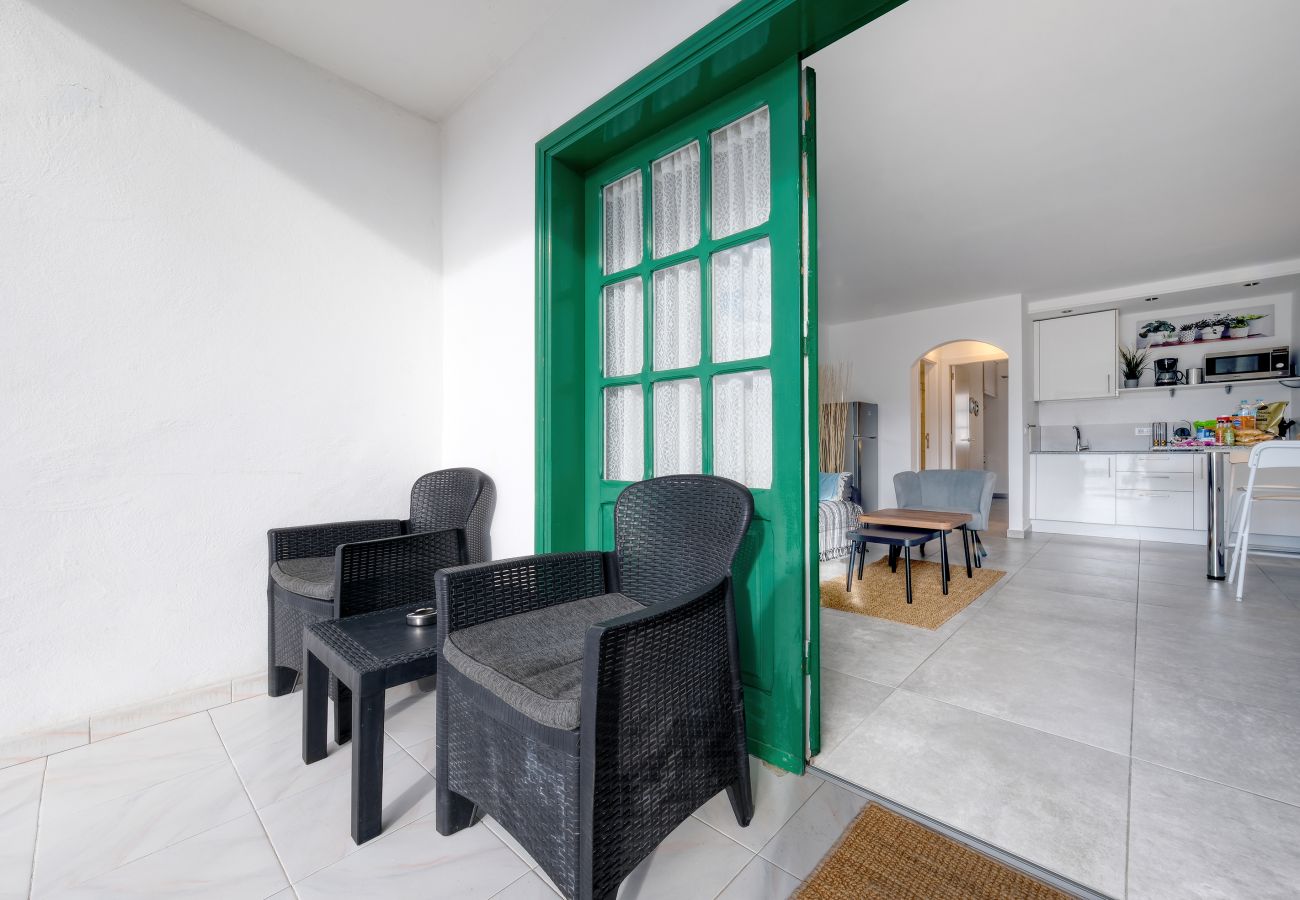 Apartamento en Puerto del Carmen - Carpe Diem - Piscina Comunitaria By LVH