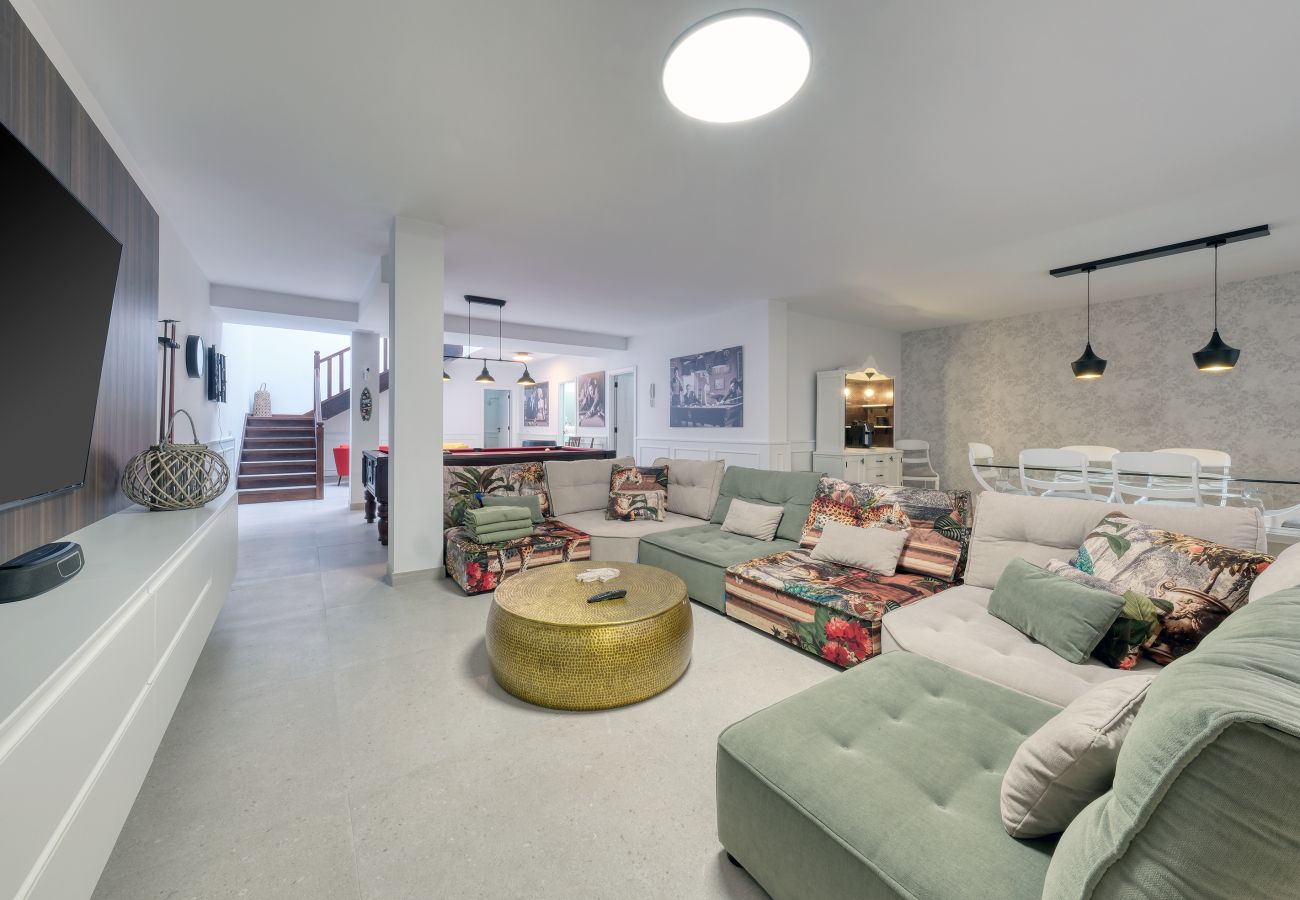 Casa en Playa Blanca - Villa Los Yeyos • Vista Mar • Pool • BBQ • Billar