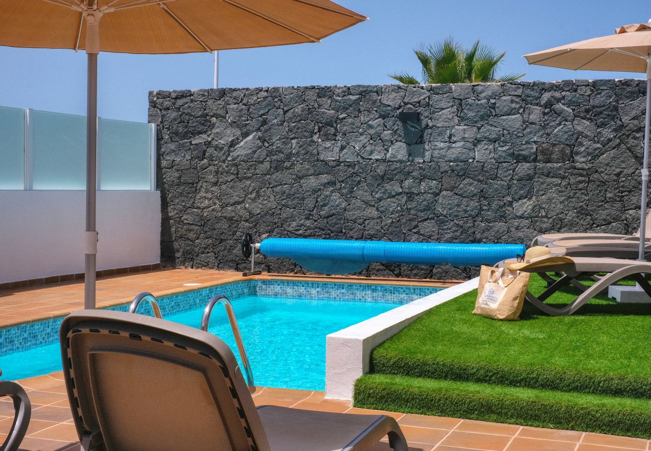 Casa en Playa Blanca - Villa Los Yeyos • Vista Mar • Pool • BBQ • Billar