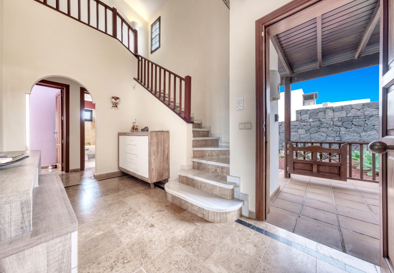 Casa en Playa Blanca - Villa Montaña Roja