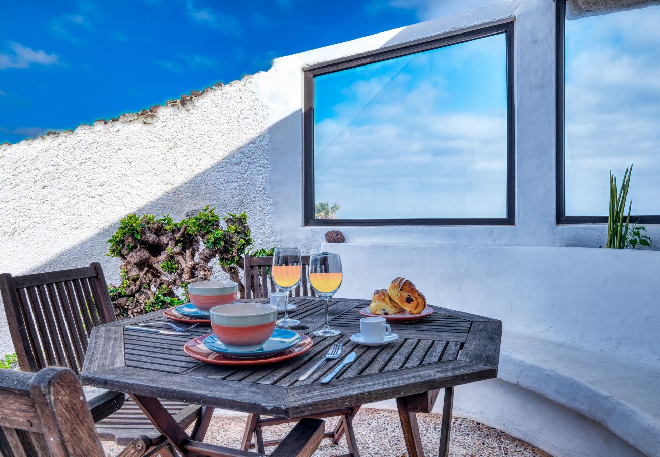 Casa en  Famara - Famara Mar 122 • Ocean views • Beach 2 min • LVH