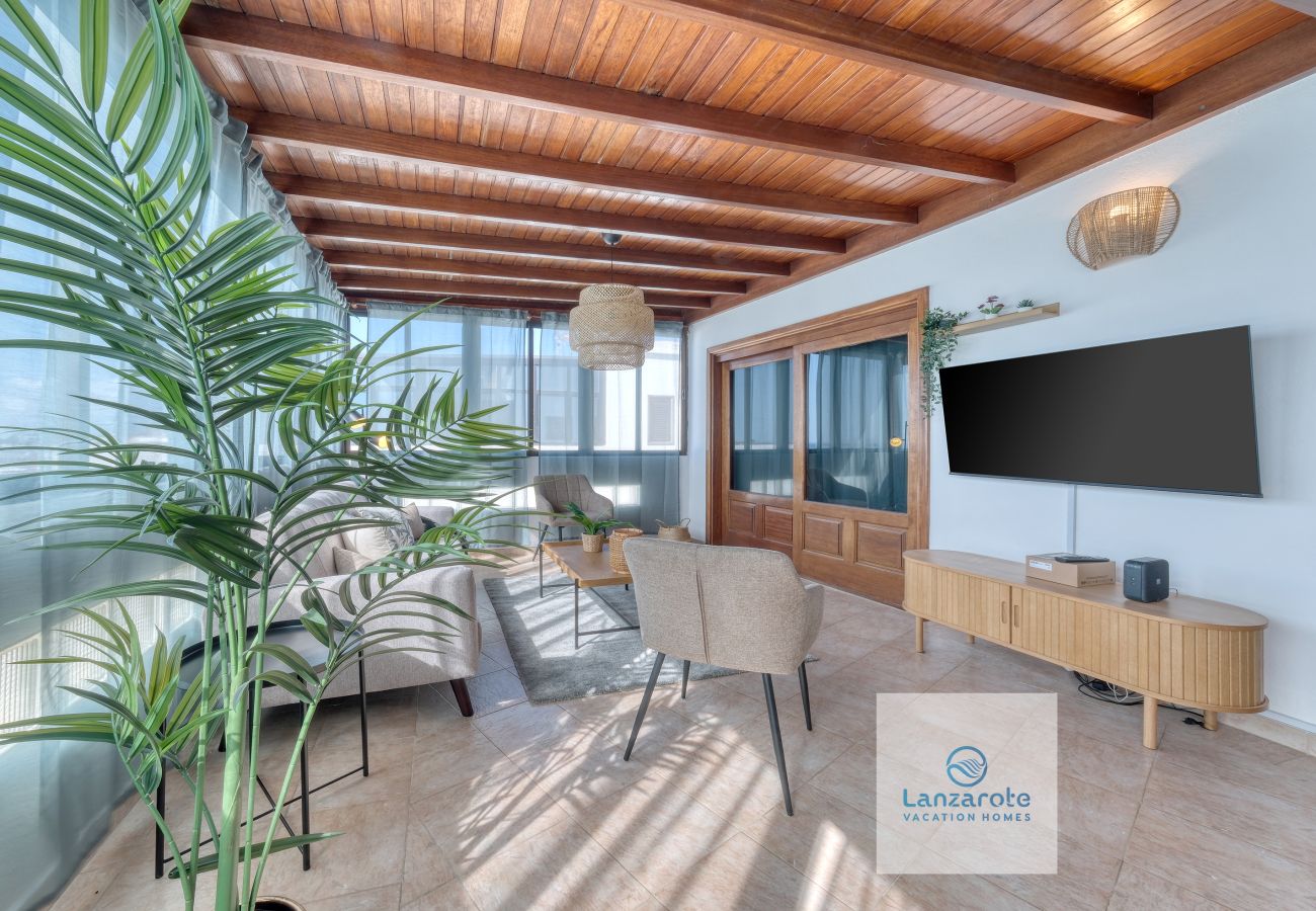 Apartamento en Playa Blanca - Casa Bonica • Ocean Views • Beach 2 min • LVH