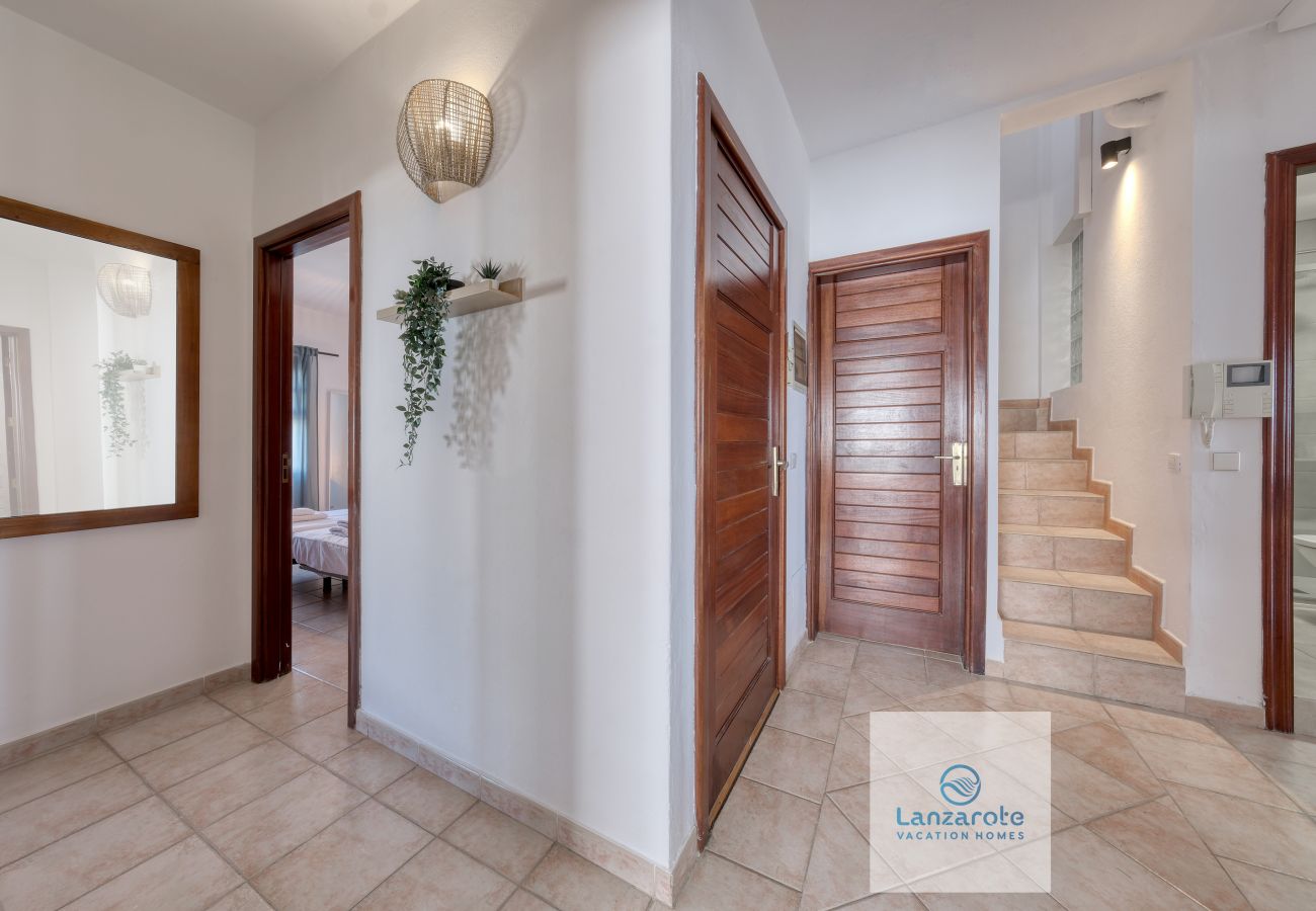 Apartamento en Playa Blanca - Casa Bonica • Ocean Views • Beach 2 min • LVH