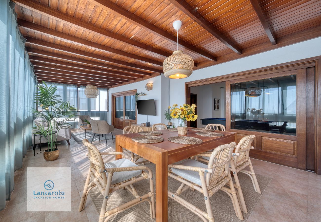 Apartamento en Playa Blanca - Casa Bonica • Ocean Views • Beach 2 min • LVH