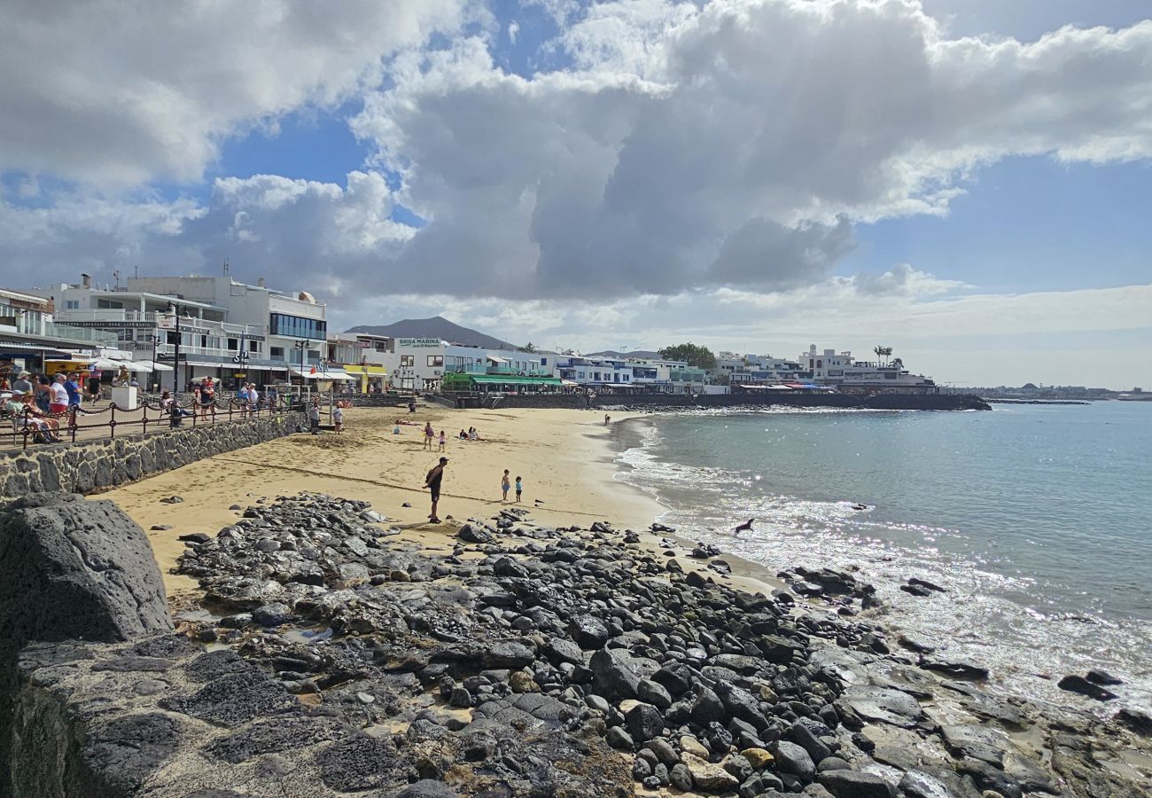 Apartamento en Playa Blanca - Casa Bonica • Ocean Views • Beach 2 min • LVH