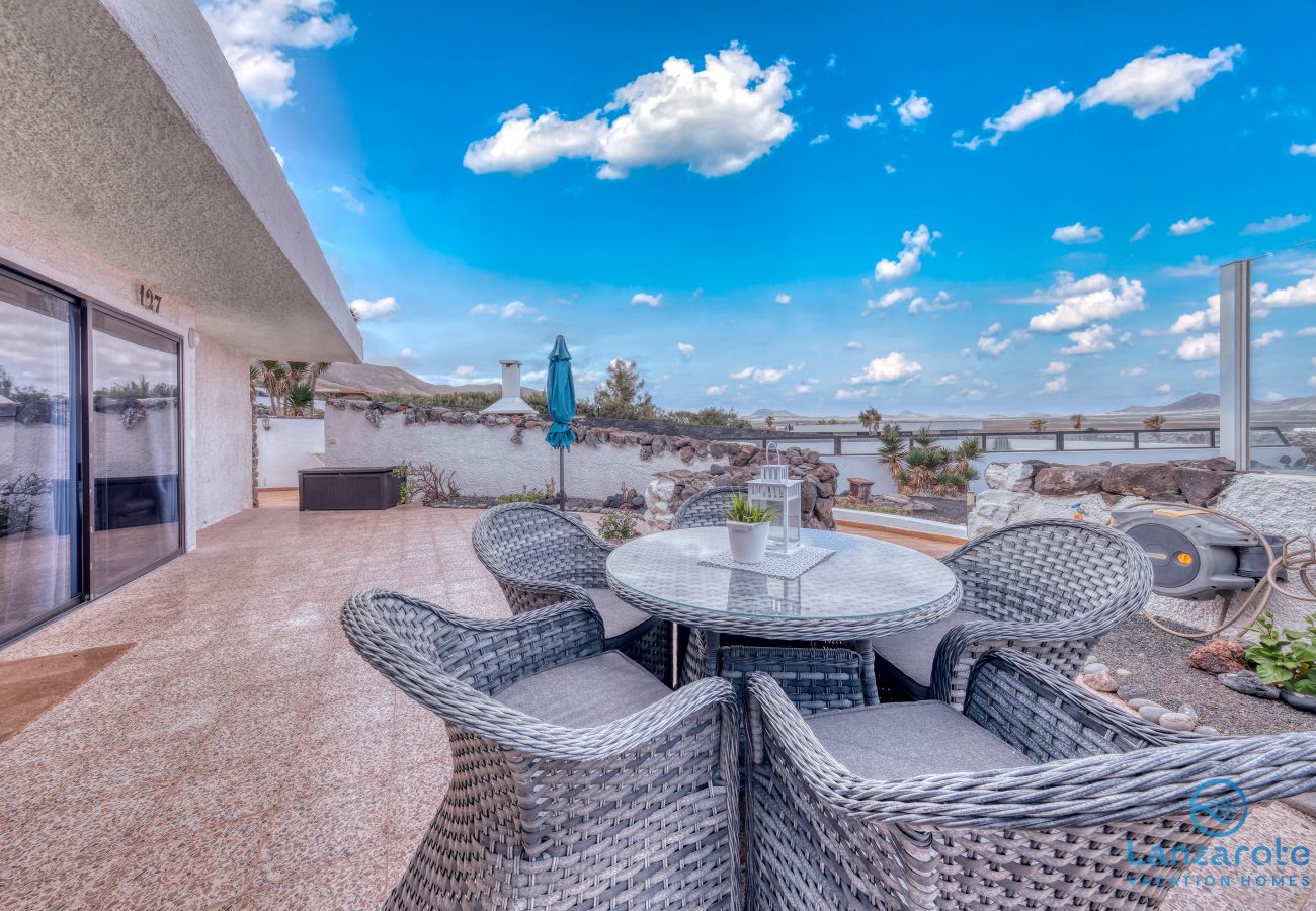 Casa en  Famara - Casa Buenavista 127- Piscina-Vista Mar- LVH