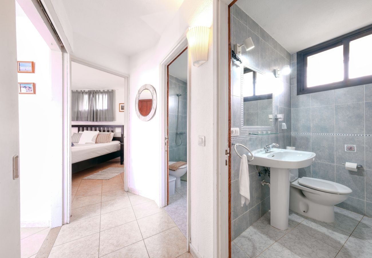 Casa en  Famara - Casa Buenavista 127 • Pool • Ocean views • Beach 2 min • LVH