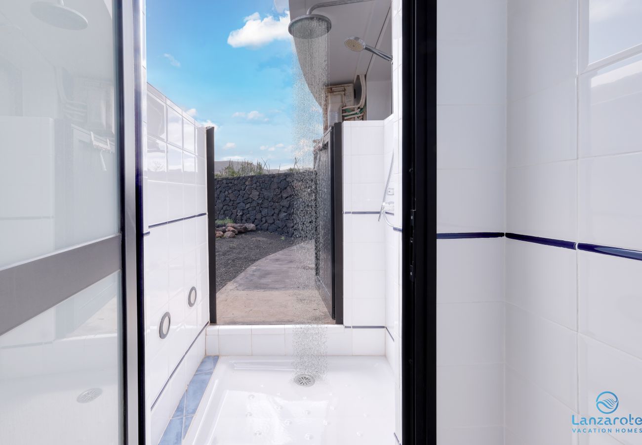 Apartamento en  Famara - Canary Soul 90 • Vista Mar • Playa a 2 min • LVH