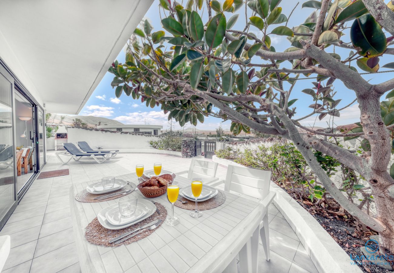 Apartamento en  Famara - Canary Soul 90 • Vista Mar • Playa a 2 min • LVH