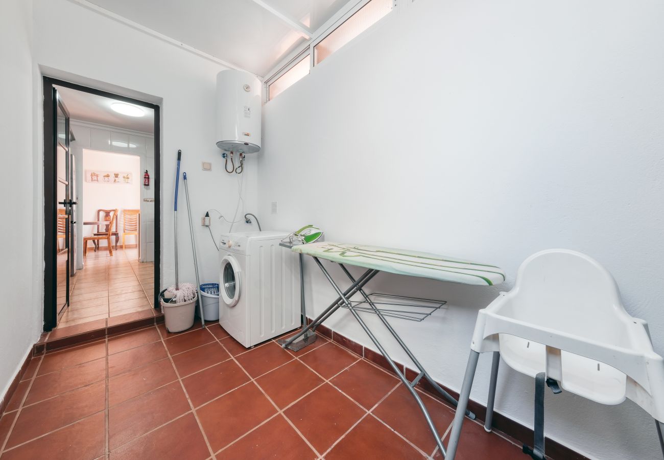 Casa en Puerto del Carmen - Villa El Rincón • Pool & BBQ • Beach 5 min • LVH