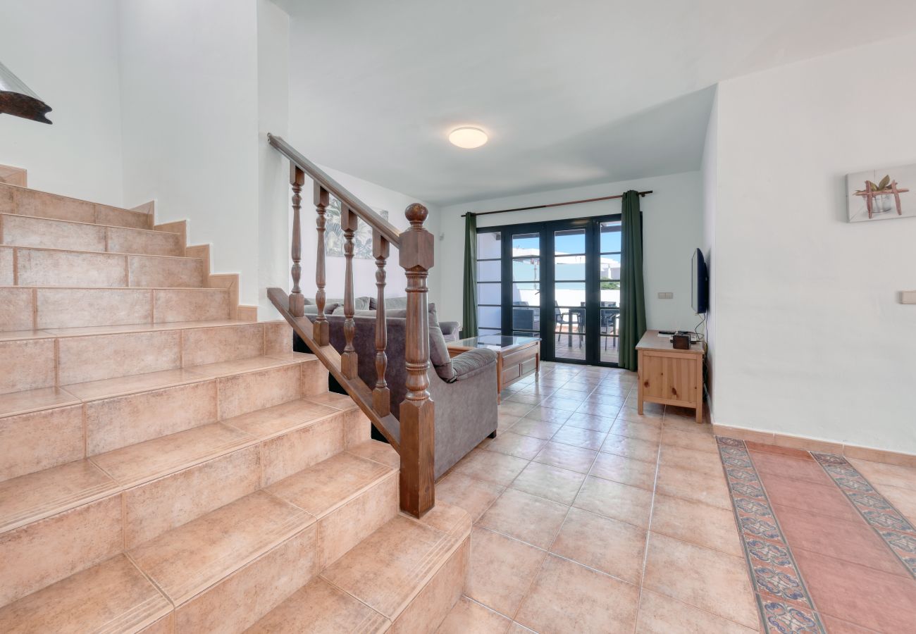 Casa en Puerto del Carmen - Villa El Rincón • Pool & BBQ • Beach 5 min • LVH