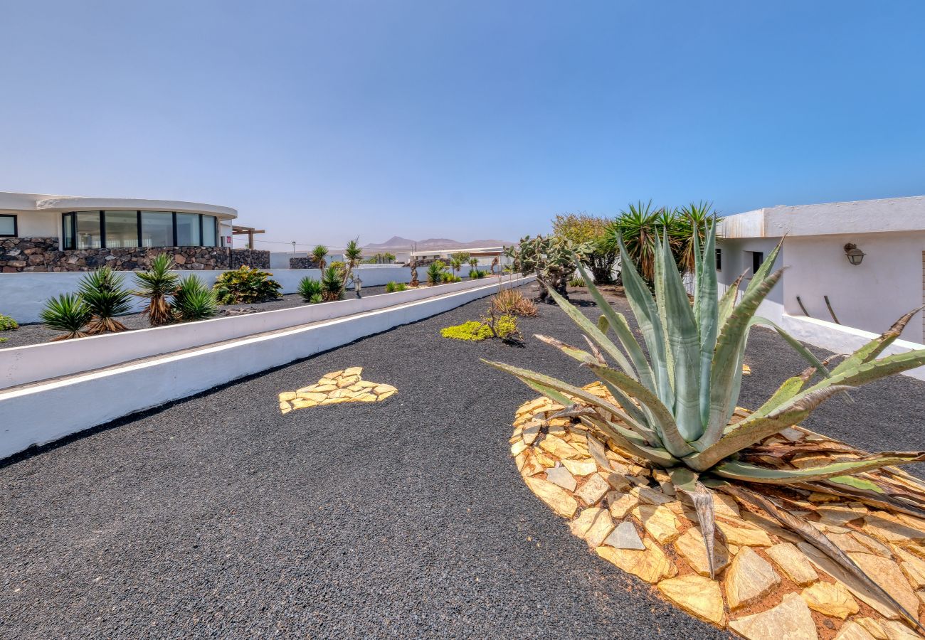 Casa en  Famara - Bungalow Famara 38- Olas del Risco