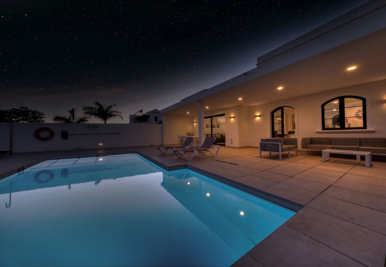 Casa en Playa Blanca - Casa Malvasía • Pool • 900M de la playa • LVH