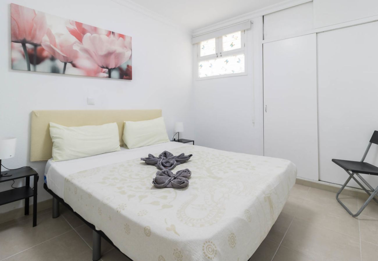 Apartamento en San Bartolomé de Tirajana - Sunny Vacations Gran Canaria • Cerca de la playa